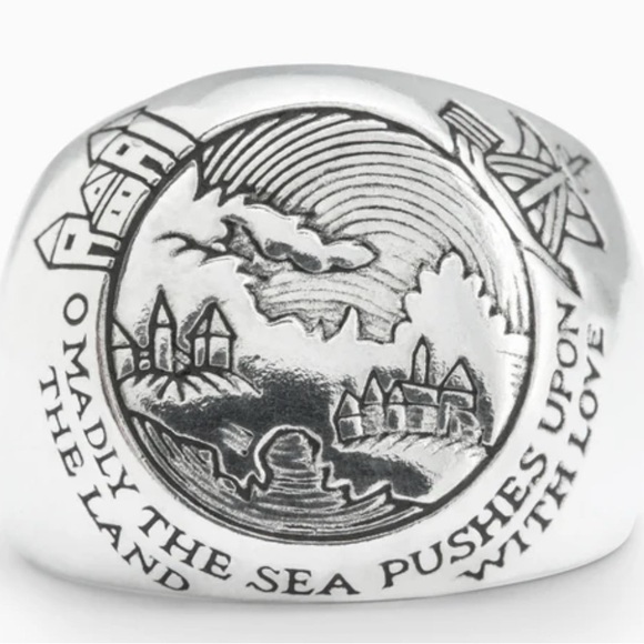 Digby & Iona Other - Digby and Iona Whitman Signet Ring